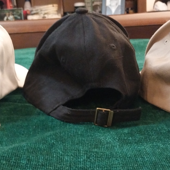 Classic Black Baseball Cap - Picture 3 of 3